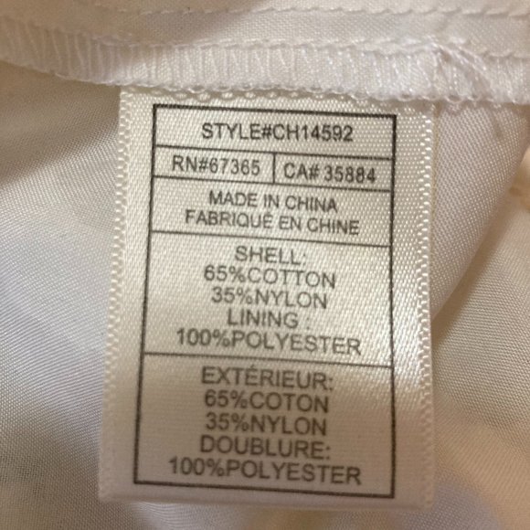 CUPCAKES AND CASHMERE white lace top - Picture 6 of 7